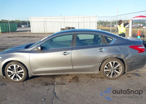 2016 Nissan Altima 2.5 Sr из США, поврежденный, VIN 1N4AL3AP2GC217766